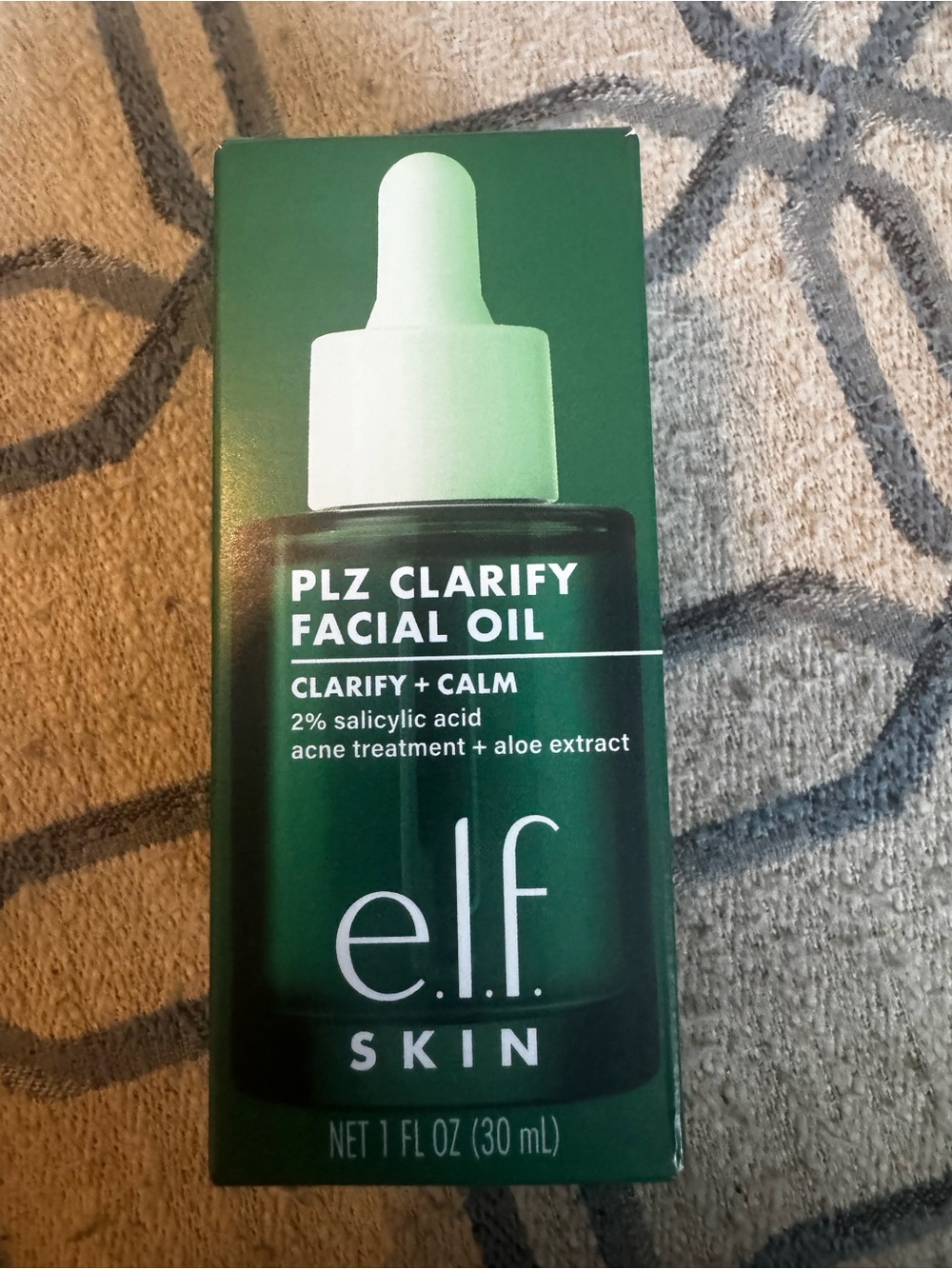 ELF PLZ Clarify Facial Oil - Green